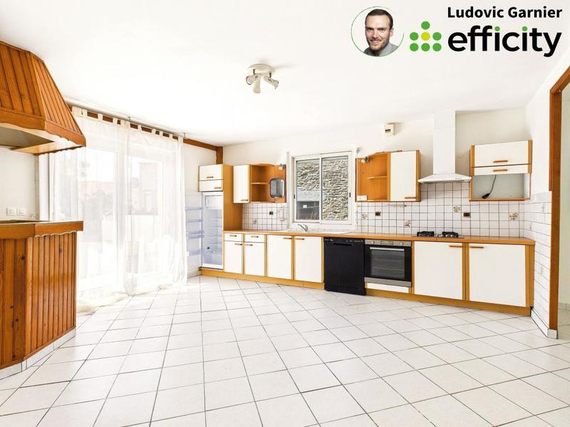 Maison - 187 m² - 9 pièces