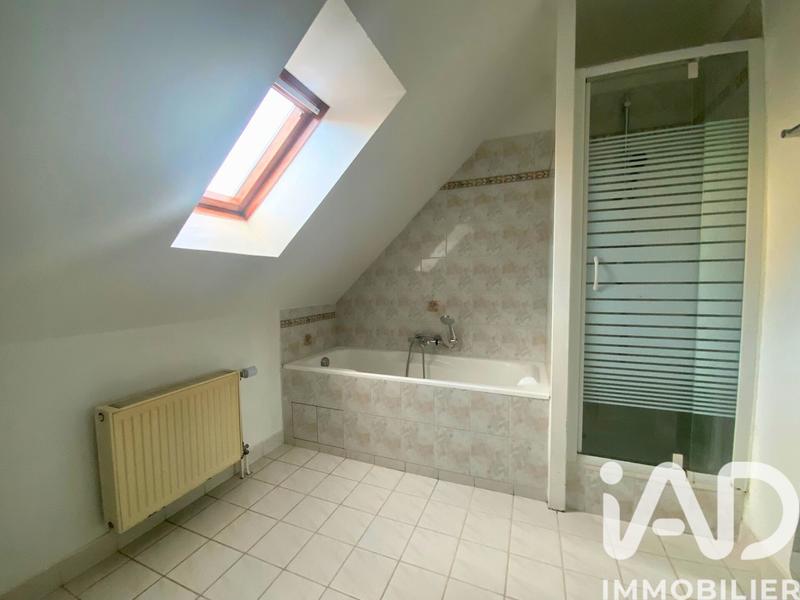 Maison - 85 m² - 5 pièces