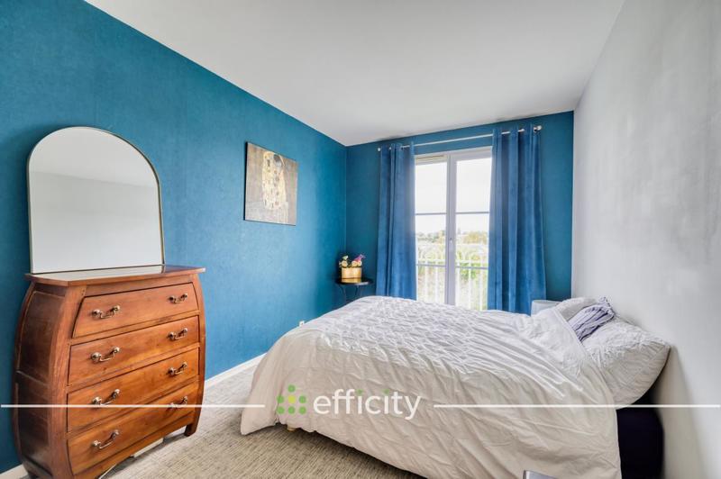 Appartement - 93 m² - 4 pièces