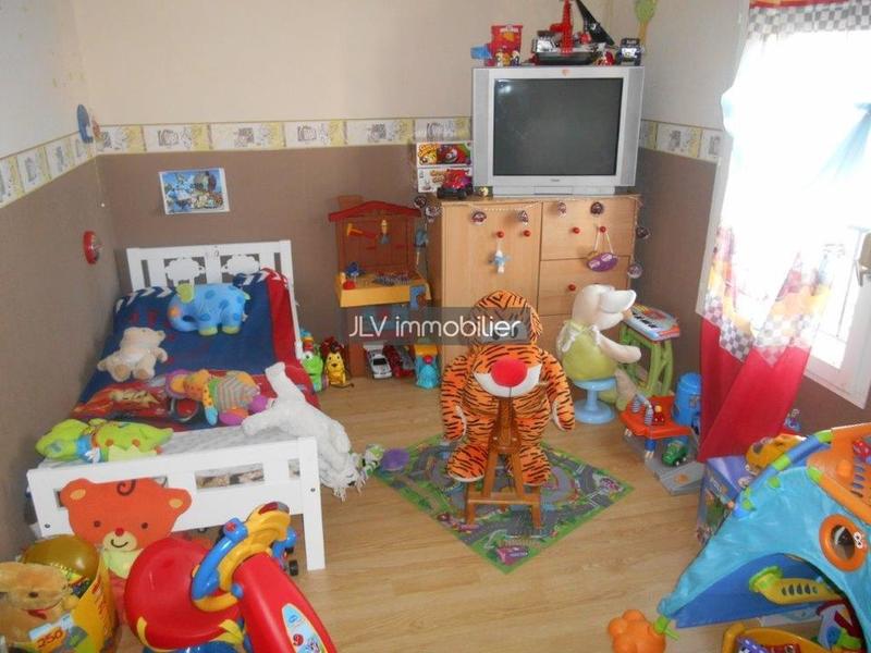 Maison - 96 m² - 6 pièces