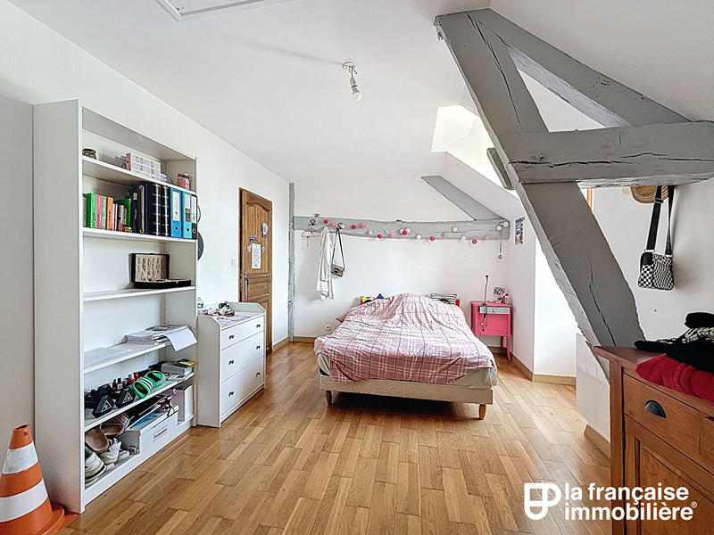 Maison - 174 m² - 7 pièces