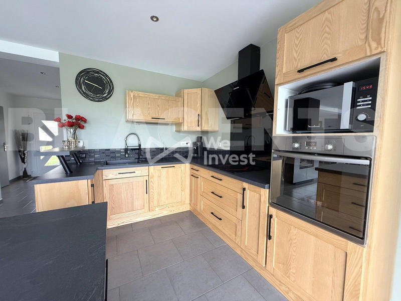 Maison - 153 m² - 5 pièces