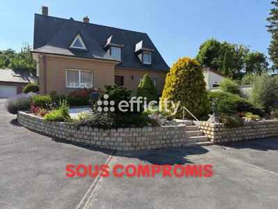 Maison - 235 m² - 10 pièces