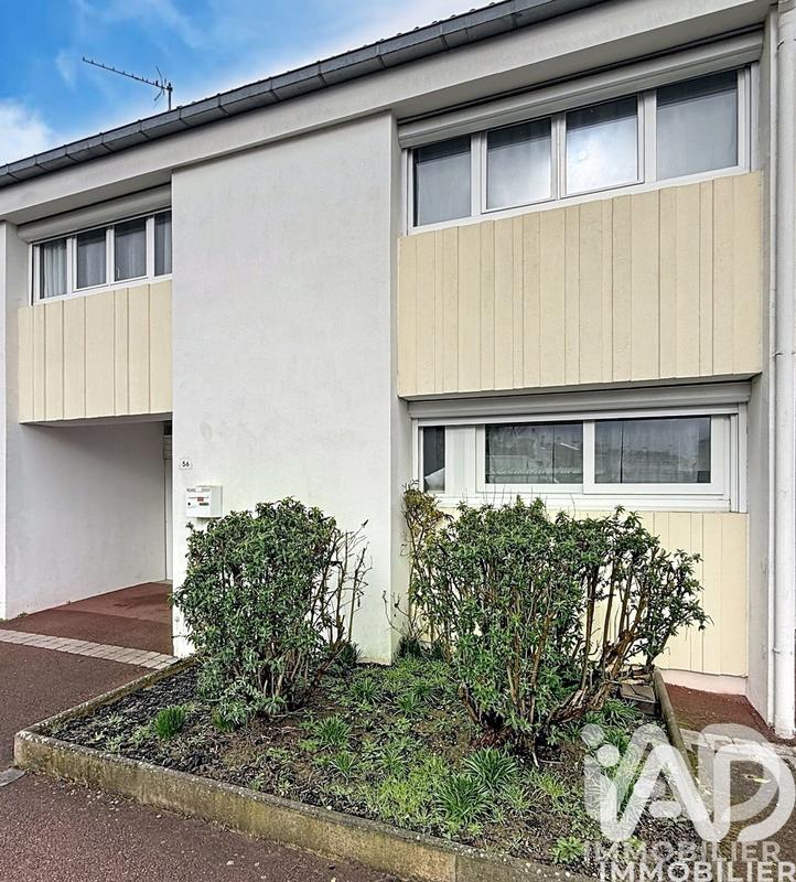 Maison - 99 m² - 5 pièces