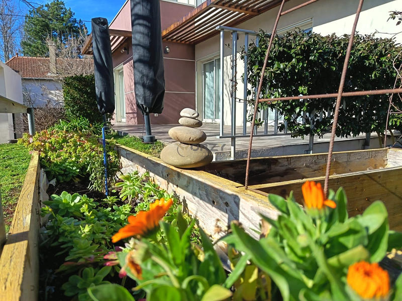 Maison contemporaine - 117 m² - 4 pièces