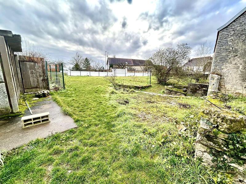 Maison traditionnelle - 220 m² - 10 pièces