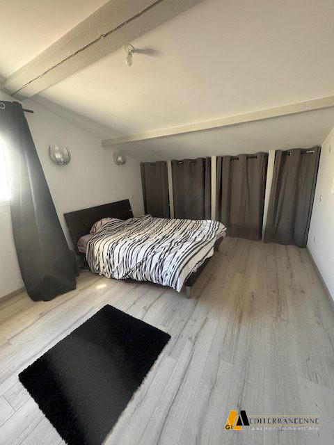 Appartement - 102 m² - 5 pièces