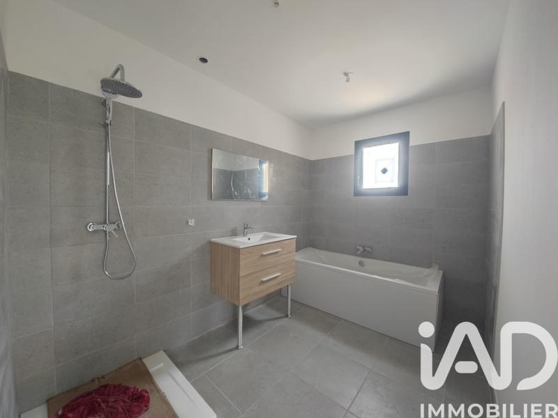 Maison - 100 m² - 4 pièces