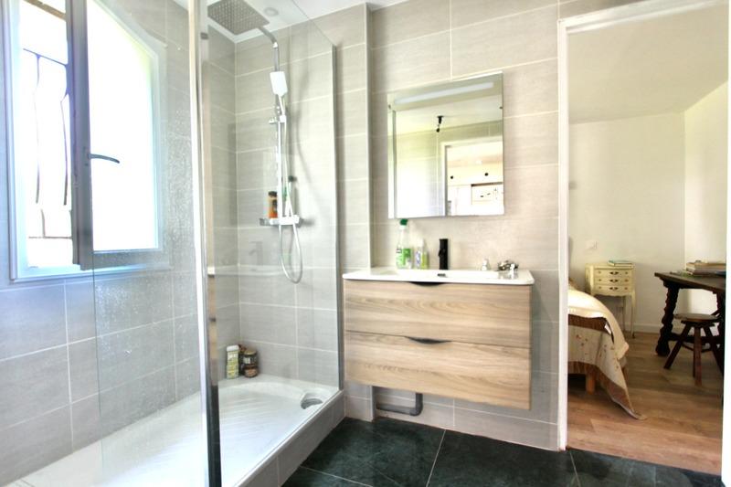 Maison - 175 m² - 9 pièces