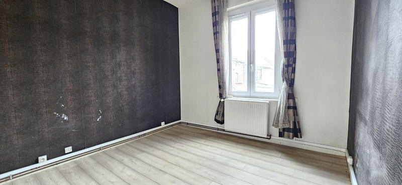 Maison - 98 m² - 5 pièces