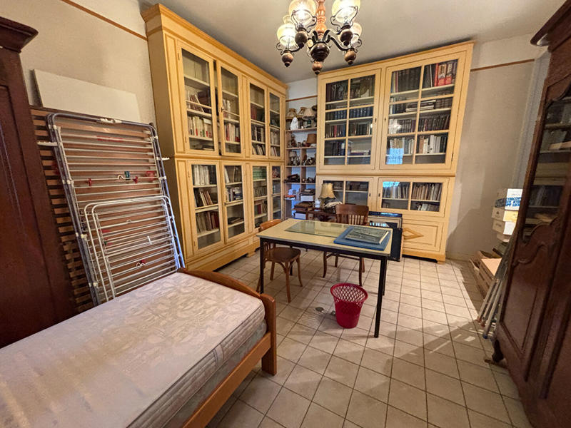 Appartement - 144 m² - 5 pièces