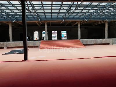 Local commercial - 2 001 m² - 1 pièce