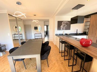 Appartement - 84 m² - 4 pièces