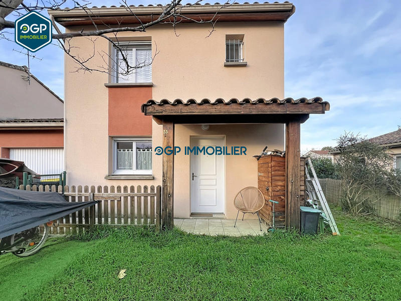 Maison - 95 m² - 5 pièces