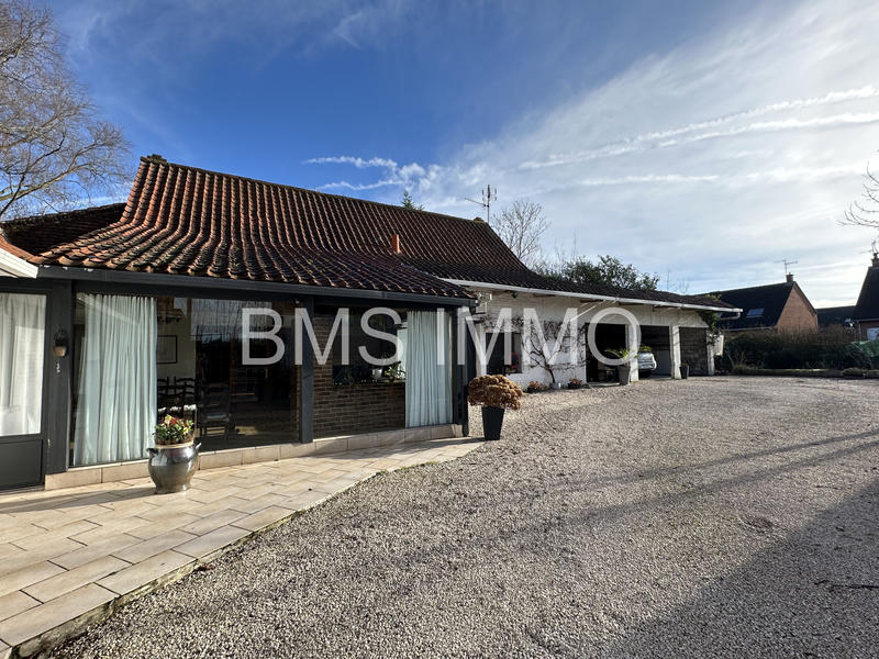 Maison - 102 m² - 4 pièces