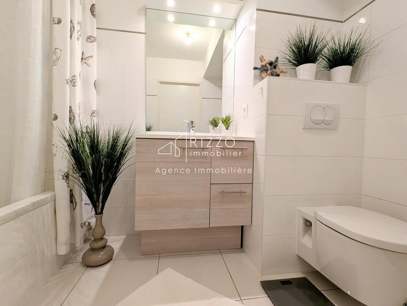 Appartement - 58 m² - 3 pièces