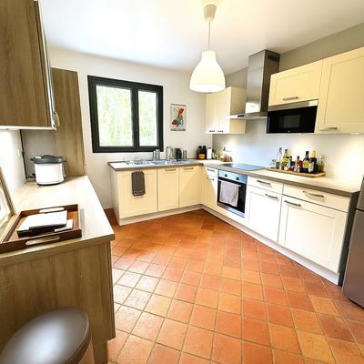 Maison - 183 m² - 6 pièces