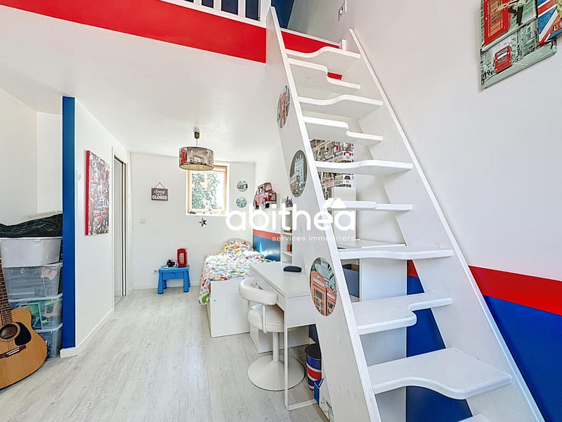 Maison - 134 m² - 5 pièces