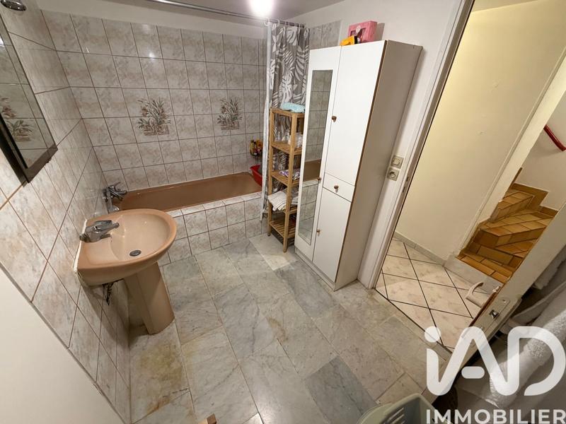 Maison - 95 m² - 5 pièces