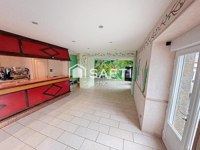 Local commercial - 165 m² - 4 pièces