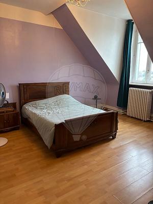 Appartement - 90 m² - 3 pièces