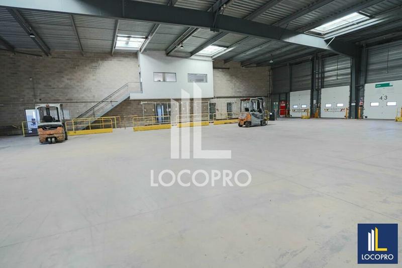 Local d'activité / Entrepôt - 3 548 m²