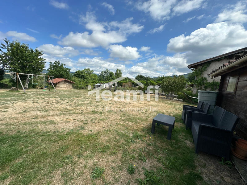 Maison - 181 m² - 7 pièces