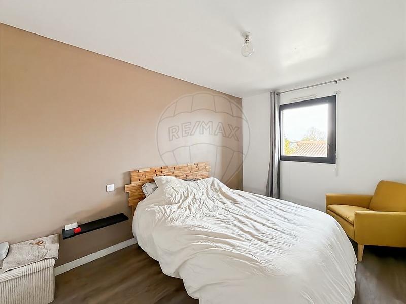 Maison - 87 m² - 4 pièces