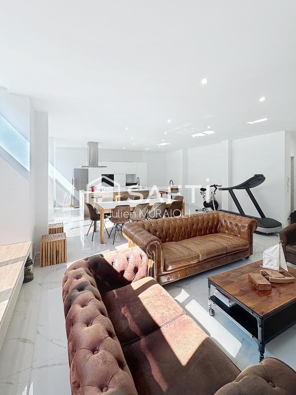 Appartement - 115 m² - 4 pièces