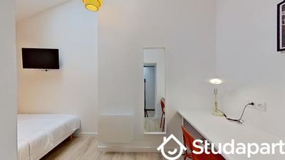 Chambre - 12 m² - 1 pièce