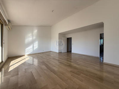 Appartement - 96 m² - 4 pièces