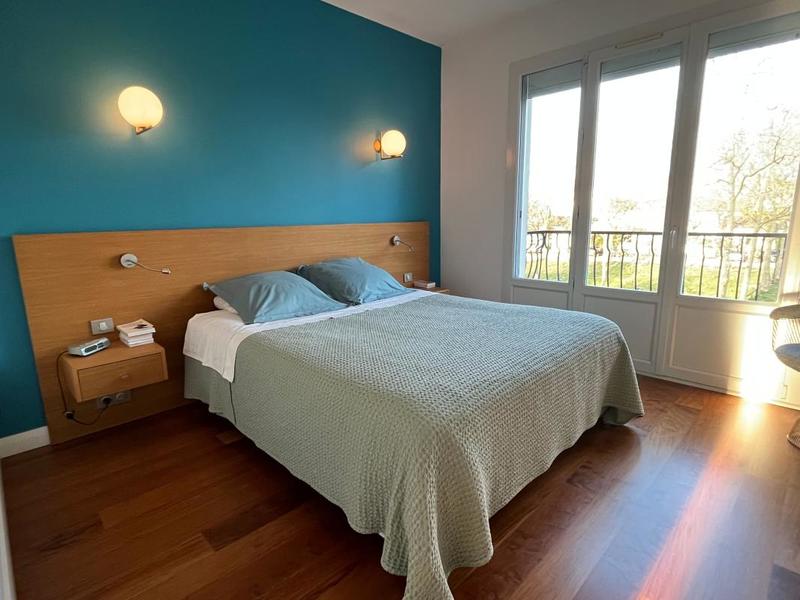 Appartement - 140 m² - 4 pièces