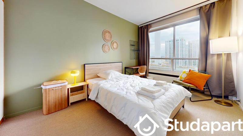 Chambre - 9 m² - 1 pièce