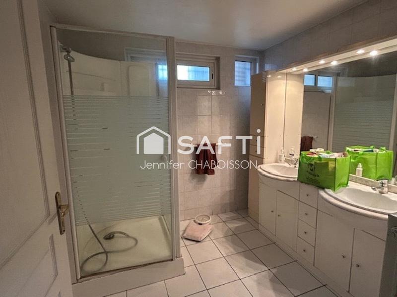 Maison - 147 m² - 5 pièces