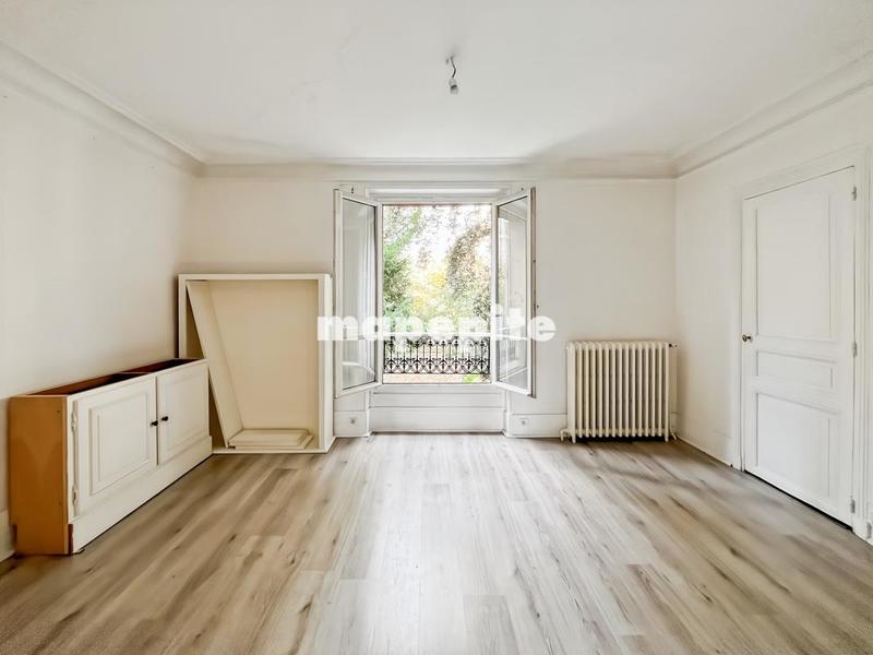 Maison - 410 m² - 13 pièces