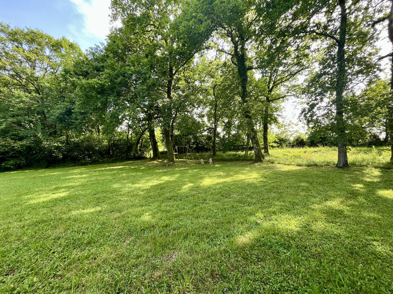 Maison - 230 m² - 7 pièces