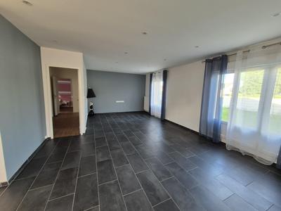 Maison - 88 m² - 4 pièces