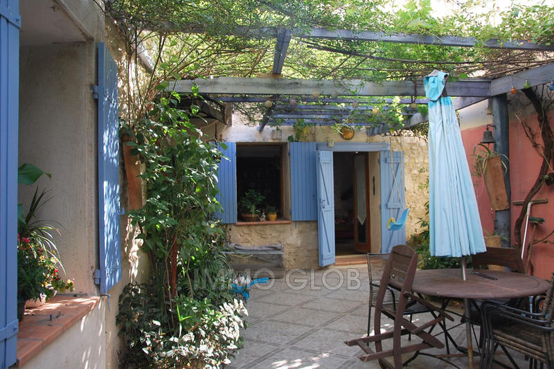 Maison - 180 m² - 8 pièces