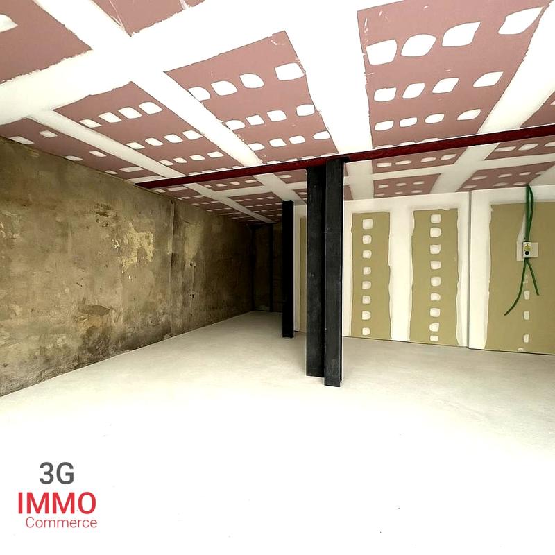 Local commercial - 42 m² - 1 pièce