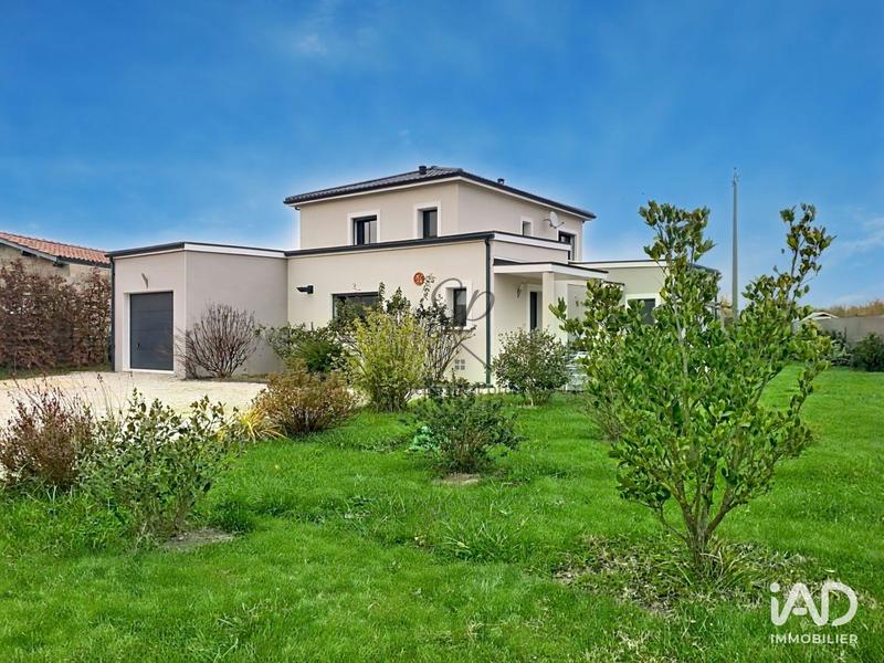 Maison - 150 m² - 4 pièces