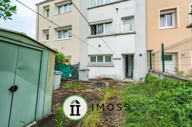 Maison - 92 m² - 4 pièces