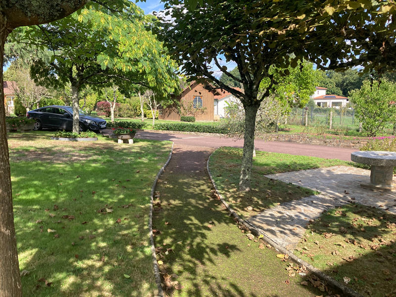 Maison - 167 m² - 8 pièces