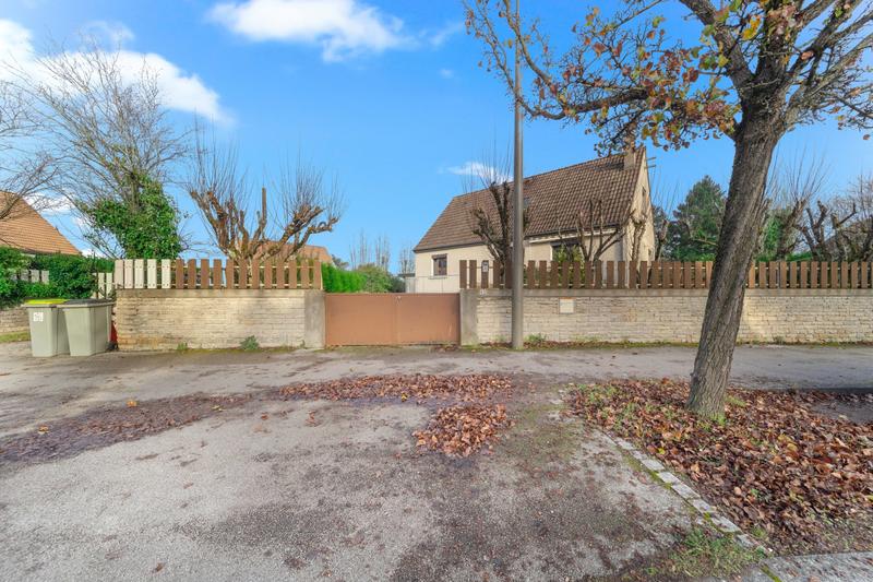 Maison - 115 m² - 6 pièces