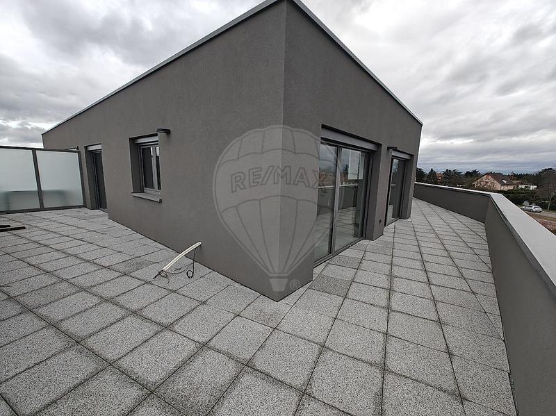 Appartement - 101 m² - 4 pièces