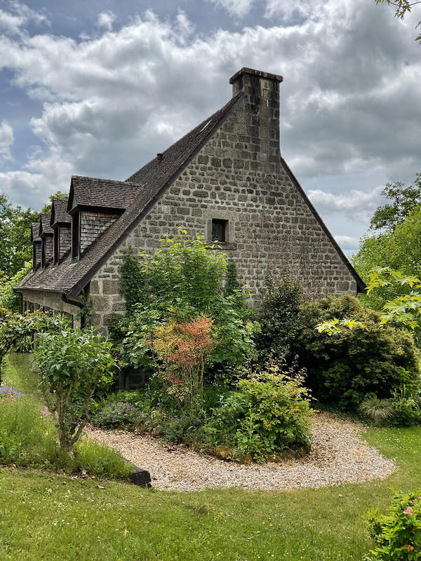 Maison - 205 m² - 7 pièces