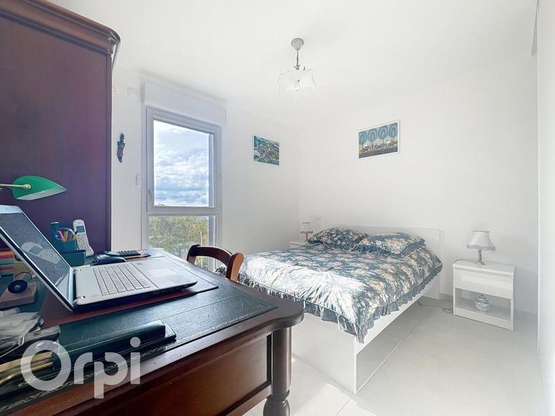 Appartement - 113 m² - 4 pièces