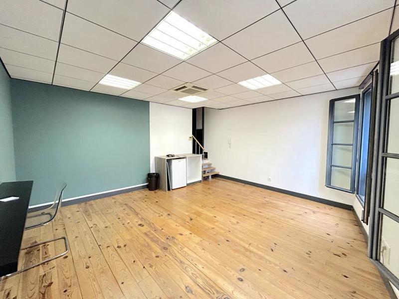 Bureau - 28 m² - 1 pièce