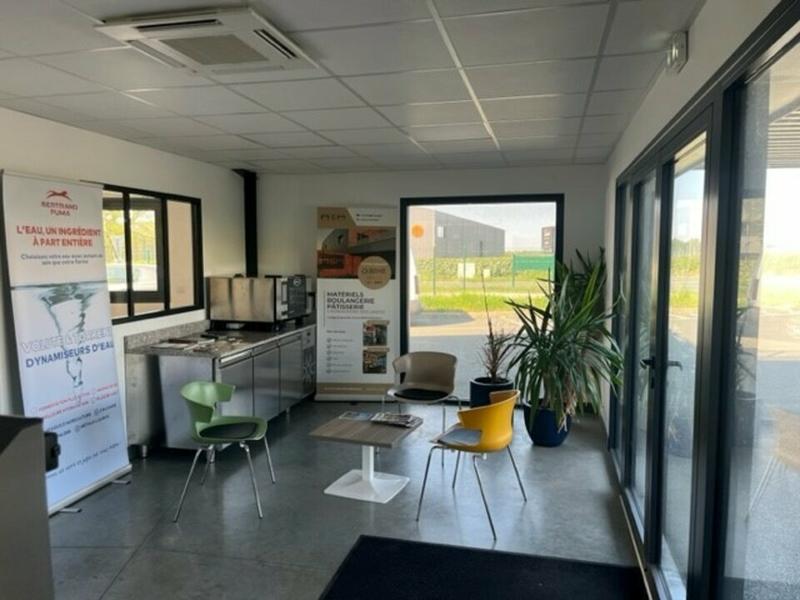 Local d'activité / Entrepôt - 1 286 m²