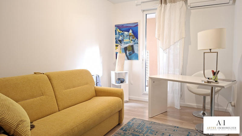 Appartement - 83 m² - 4 pièces