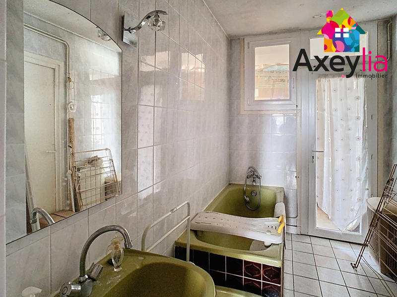 Appartement - 82 m² - 5 pièces